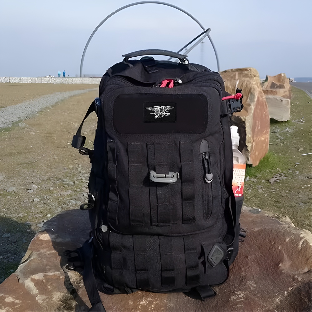 US NAVY SEAL TRIDENT SWAT EAGL - Urban Backpack Tactical recension och pris